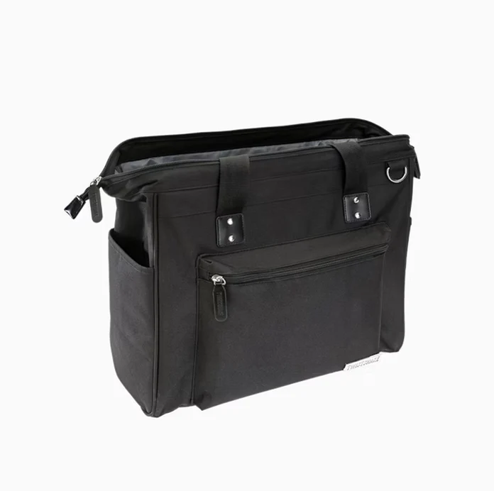 Bolso pañalera negra Twistshake - Image 2