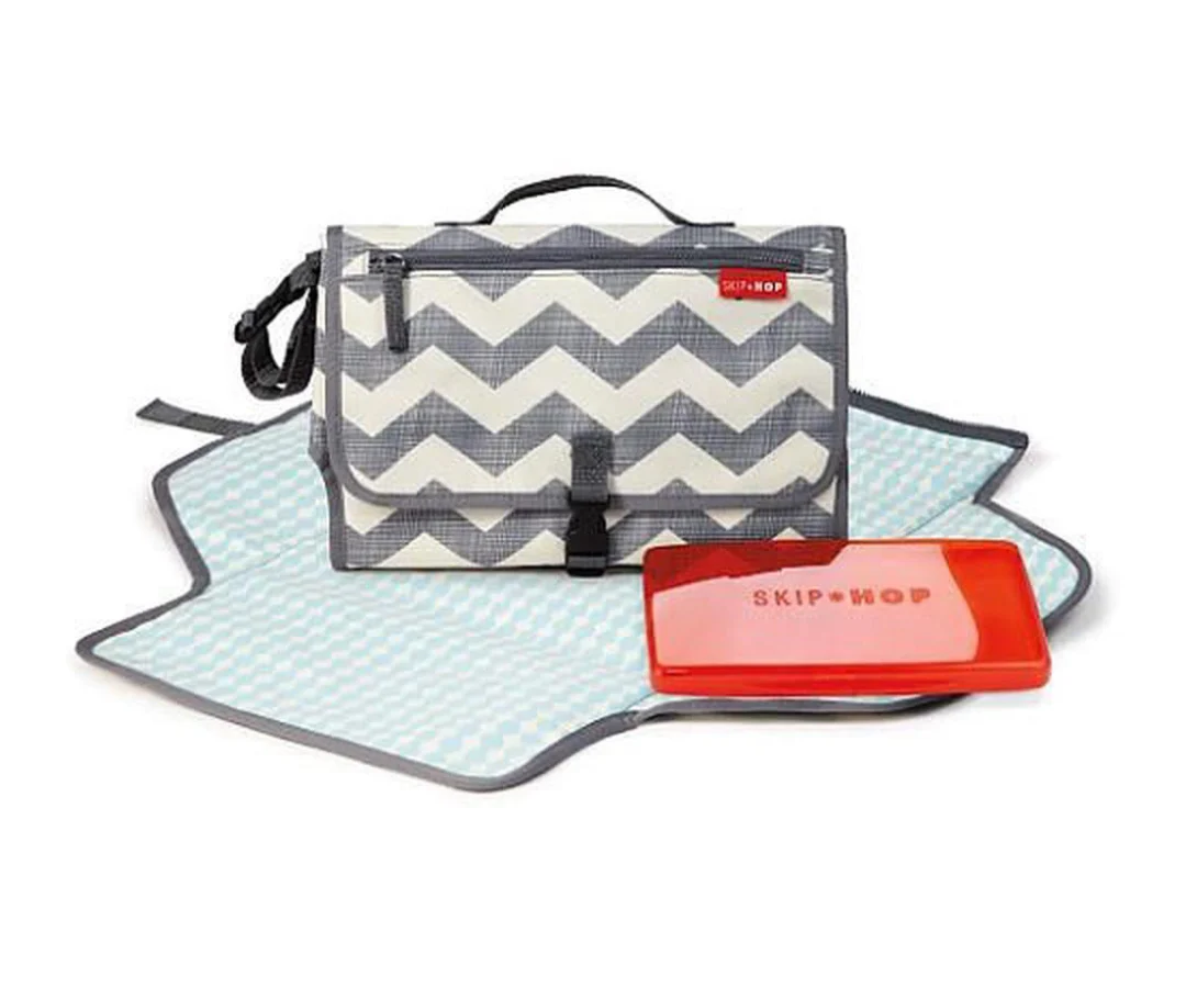 Cambiador Portatil Chevron Skip Hop - Image 2