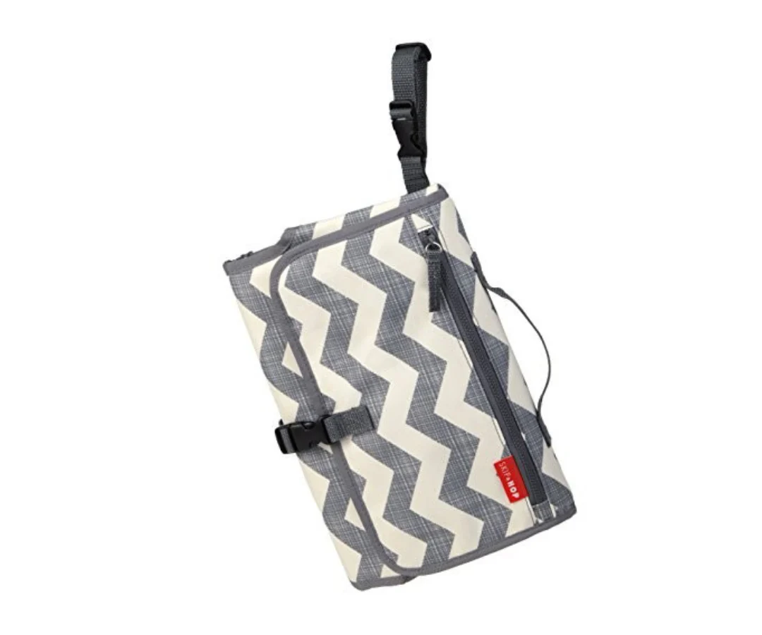 Cambiador Portatil Chevron Skip Hop - Image 3