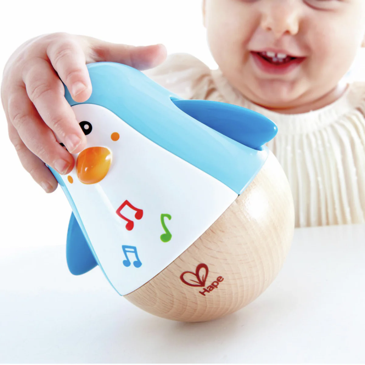 Juguete Musical Pinguino Oscilante Hape - Image 2