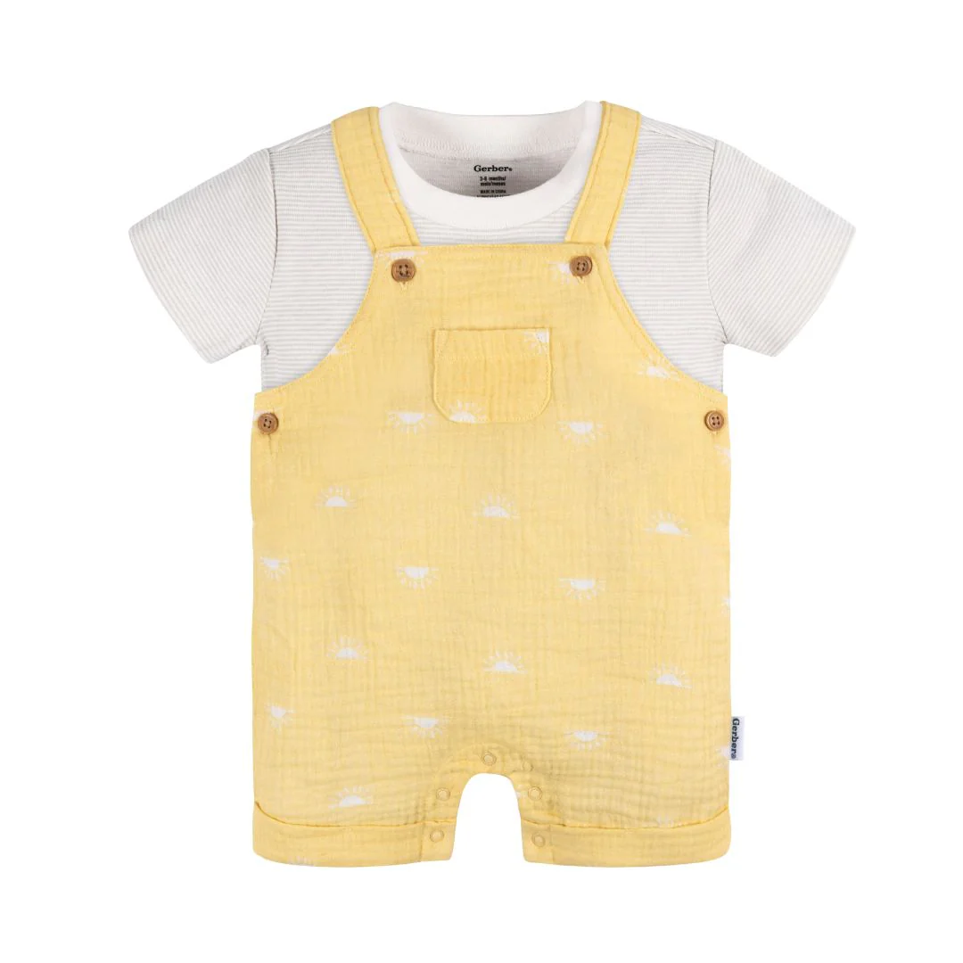 Overol y camiseta niño